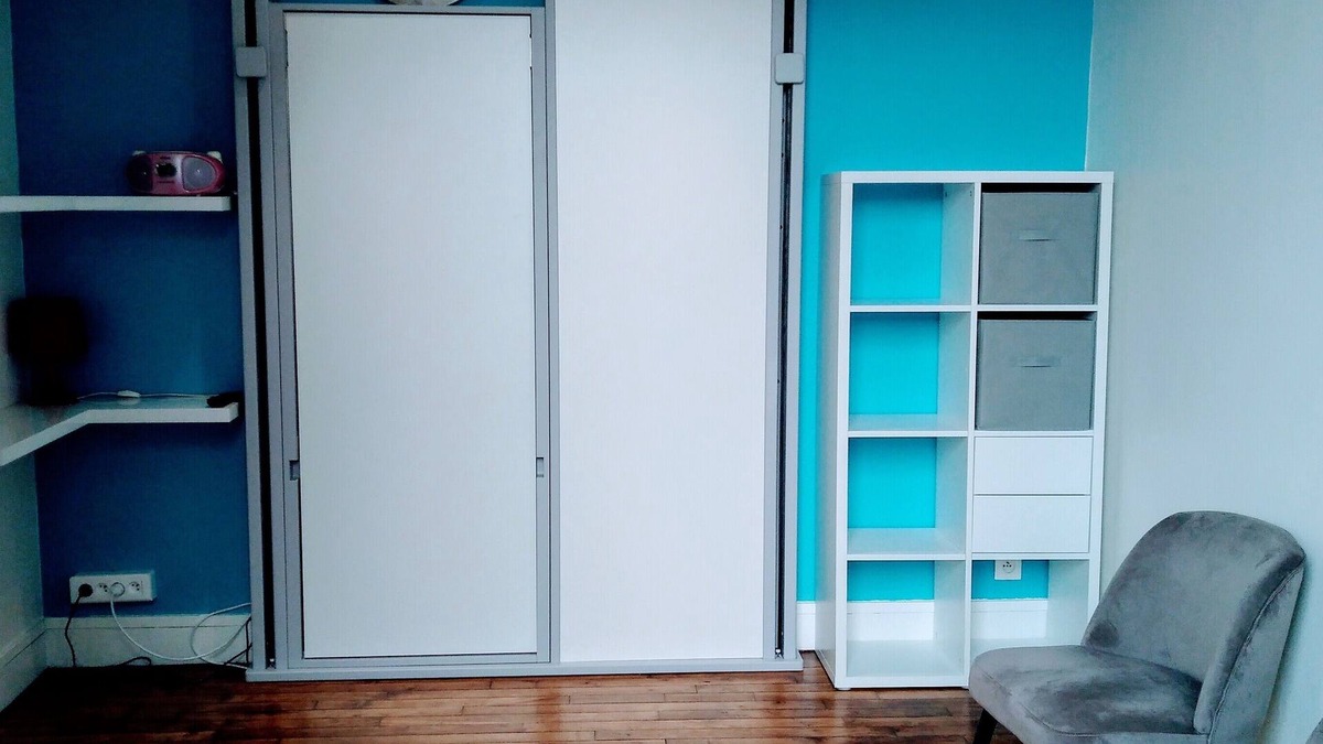 Maisons-Alfort Apartment | F1-Furnished, Near Vincennes racetrack, Château de Vincennes, Golf du Tremblay