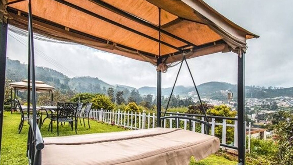 Pudumund Hotel | Fabescape St. Clouds