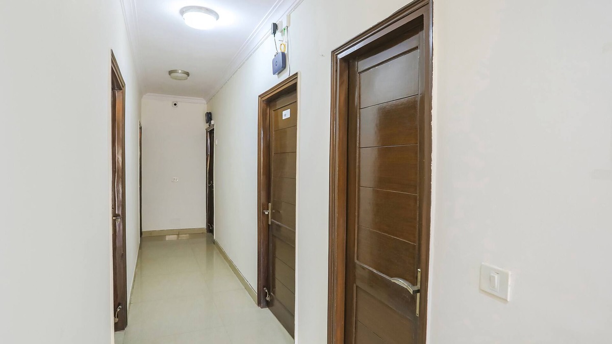 East of Kailash Hotel | Fabexpress Jpm Harshdeep