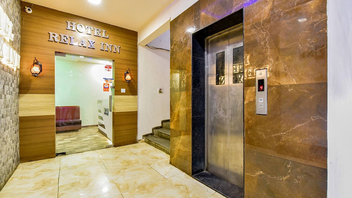 Prahlad Nagar Hotel | Fabexpress Relax Inn
