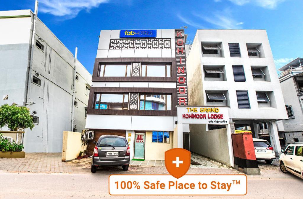Vashi Hotel | FabExpress The Grand Kohinoor - Behind APMC