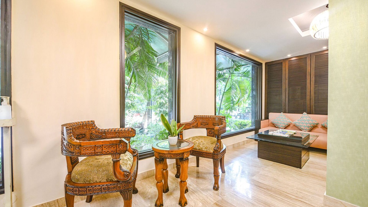 Kalkaji Hotel | FabHotel Aashraye