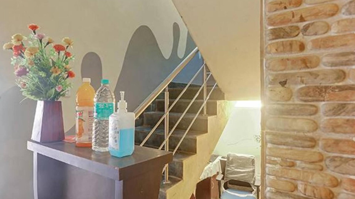 Central Chennai Hotel | Fabhotel Blue Moon Residency