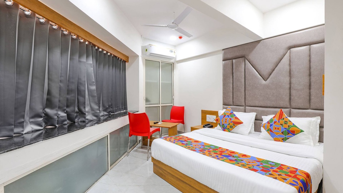 Gandhinagar Hotel | Fabhotel Crystal I