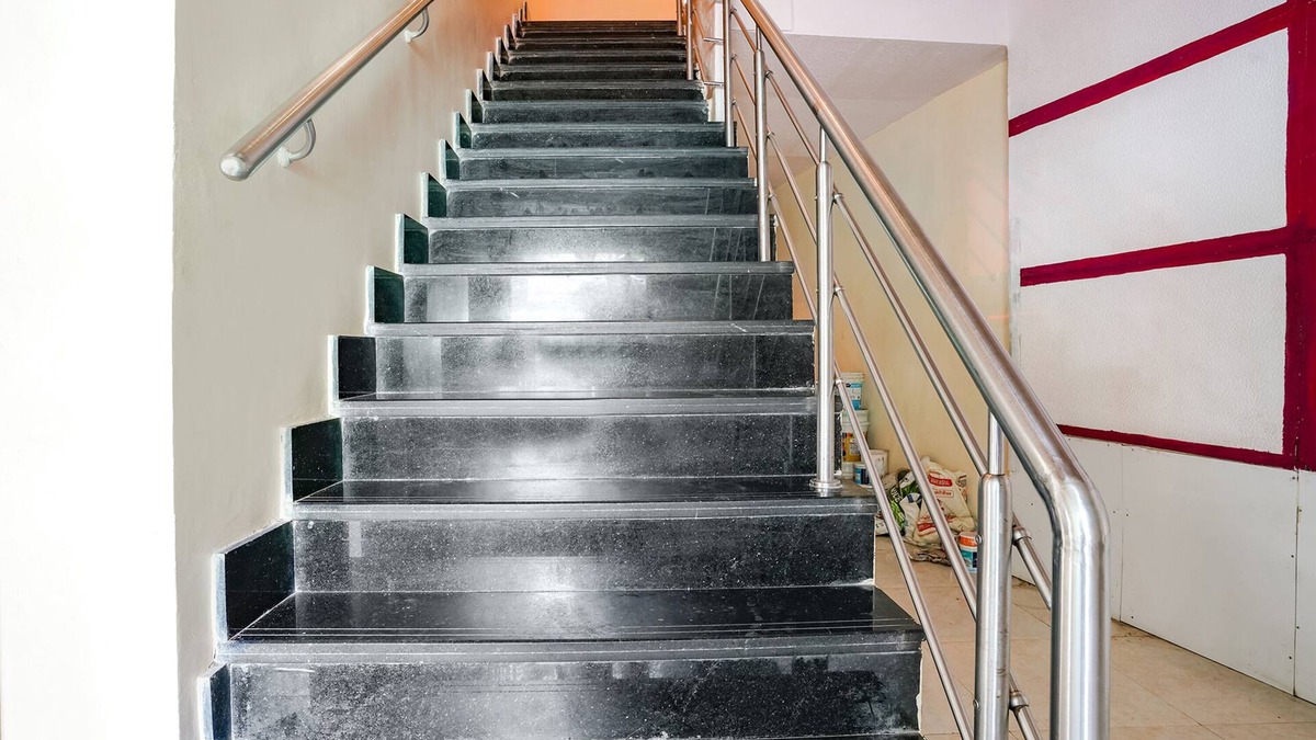 Mira Road East Hotel | Fabhotel D69 Residency