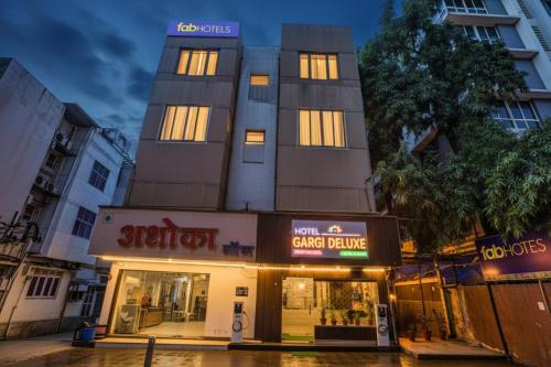 Sadashiv Peth Hotel | FabHotel Gargi Deluxe