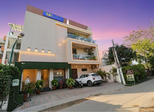 Ludhiana Hotel | FabHotel K9