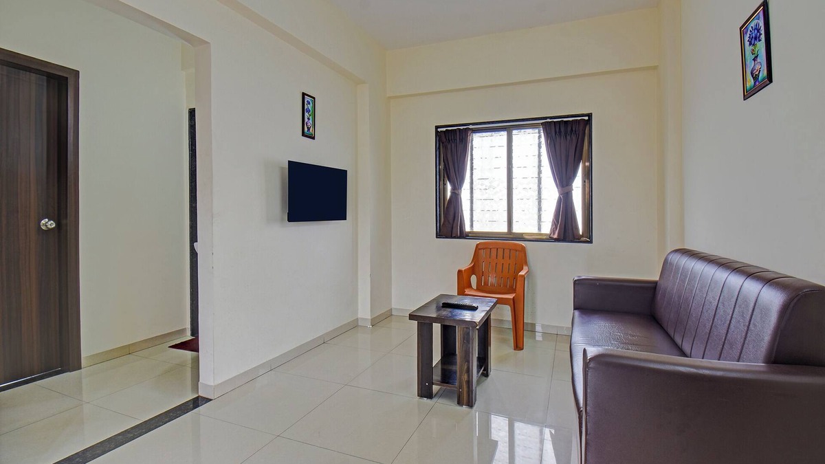 Bavdhan Hotel | Fabhotel Paradise Inn Moshi