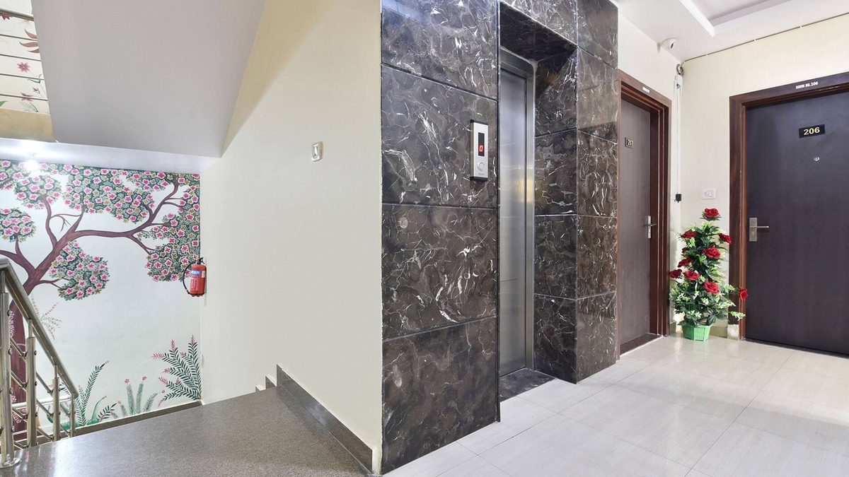 Raja Park Hotel | Fabhotel Pink Palace