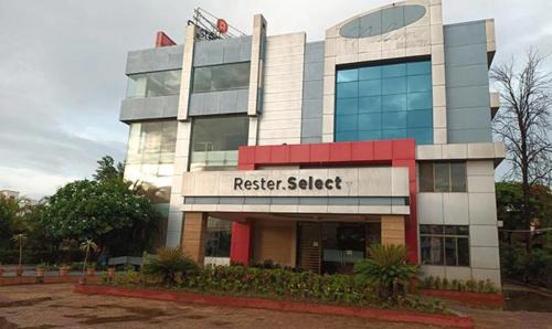 Kadachiwadi Hotel | FabHotel Prime Rester Select - in chakan