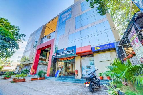 Pimpri - Chinchwad Hotel | FabHotel Regent Inn - Nr SkyWalk Bridge