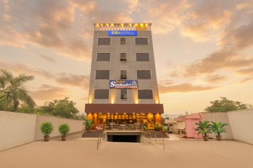 Khammam Hotel | FabHotel Simhadri Grand-Nr Khammam Railway Station