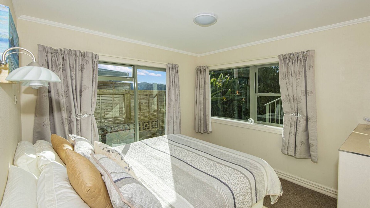 Paihia House | FABOULOUSE SEA VIEW 4 BED ROOM HOUSE