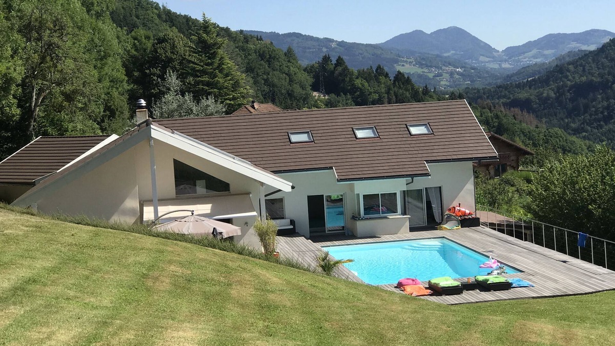 Fillinges House | Fabuleuse Maison de Vacances Pour la Famille