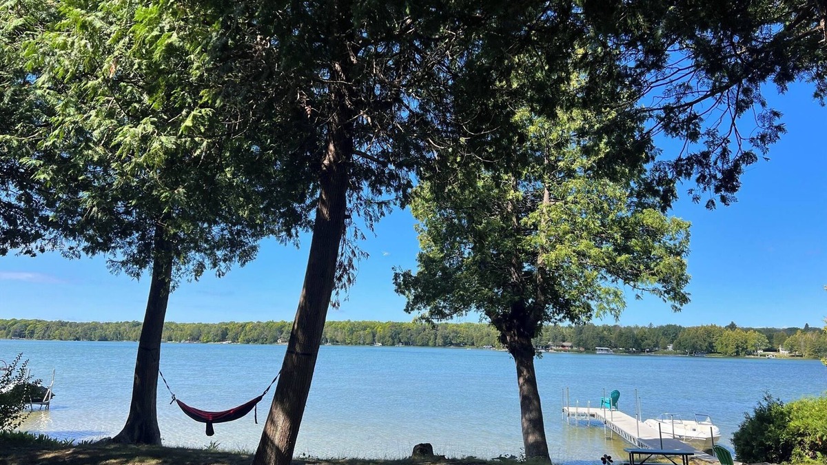 Baileys Harbor Cottage | Fabulous 2 Bed, 2 Bath Cottage On Kangaroo Lake