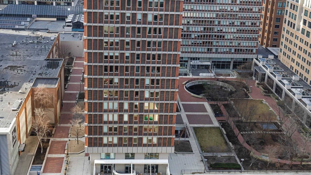 Back Bay Apartment | Fabulous Huge 2br 2ba In heart of Boston Prudential center