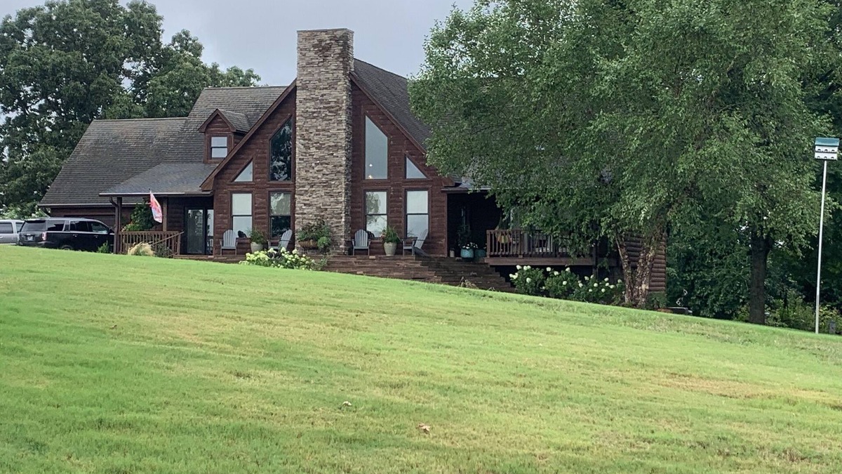Springville House | Fabulous Lakeview home with stone fireplace located in Springville/Buchanan