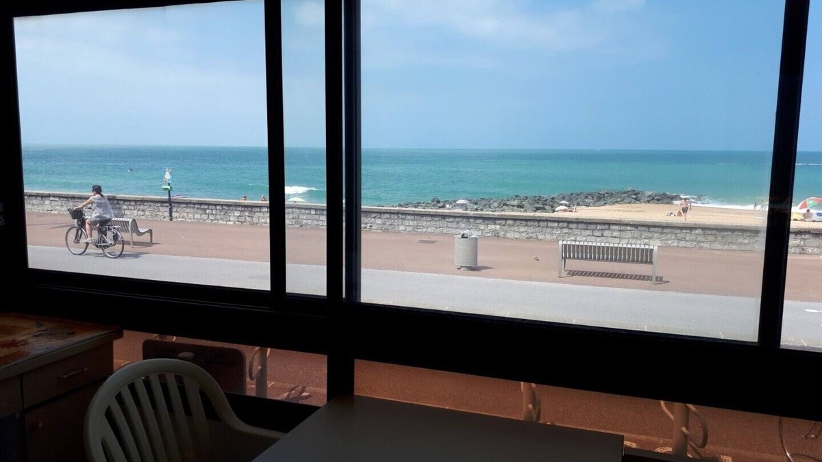 Capbreton Apartment | FACE TO THE CENTRAL BEACH for this pleasant T2 of 40m².