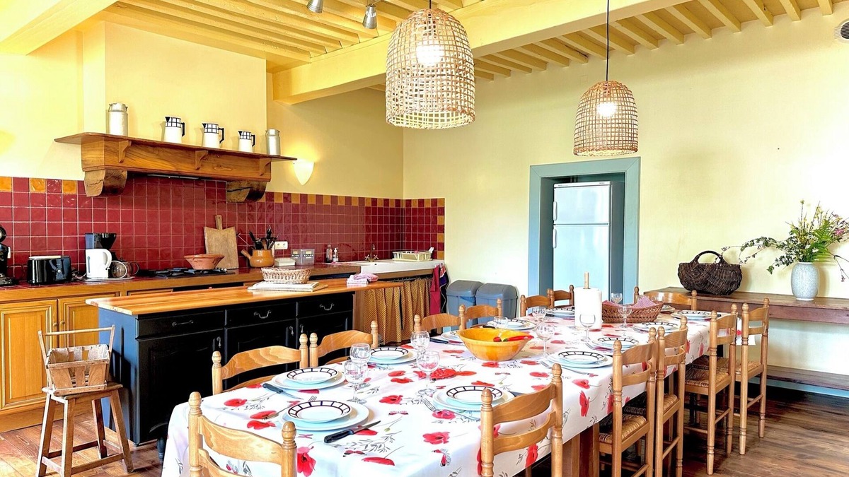 Estadens House | Facing the Pyrenees, this former Comminges farmhouse offers space and comfort