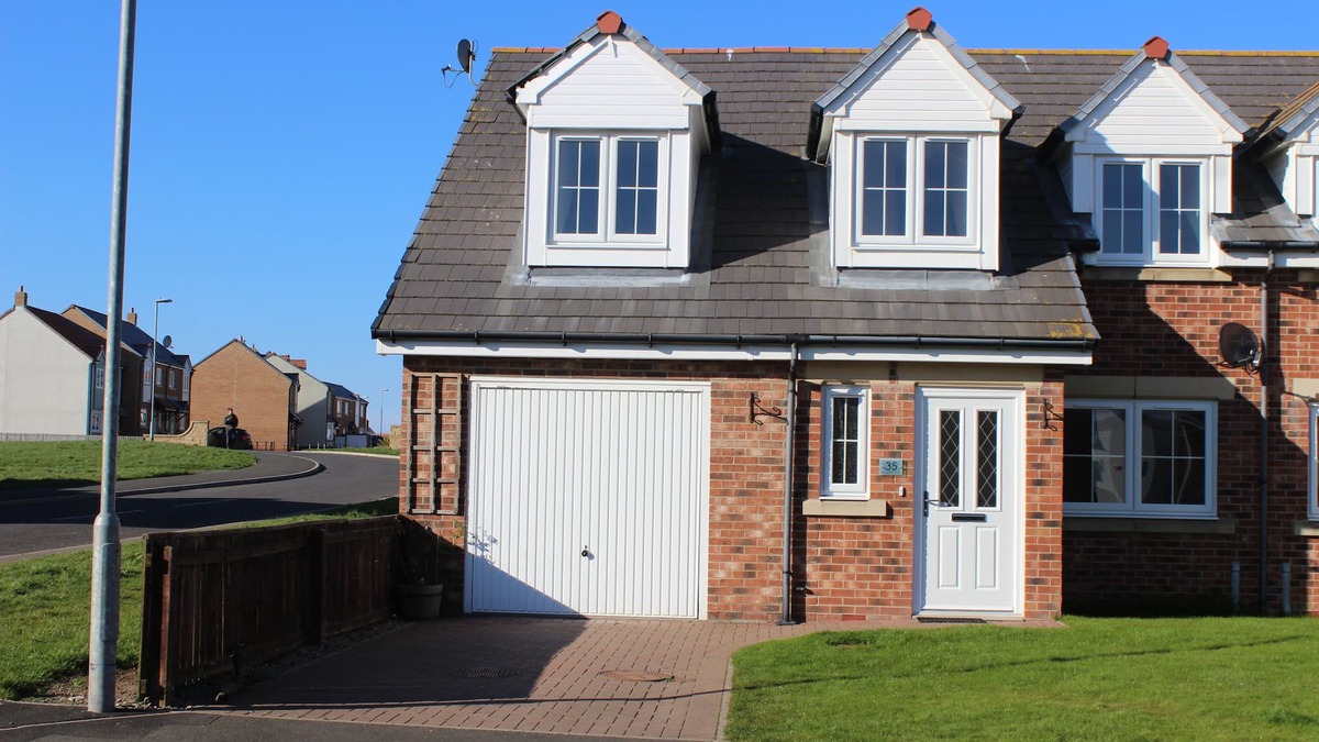 Beadnell House | Fair & Honest Pricing; Compare us with the Discounts and Deals ! Family friendly