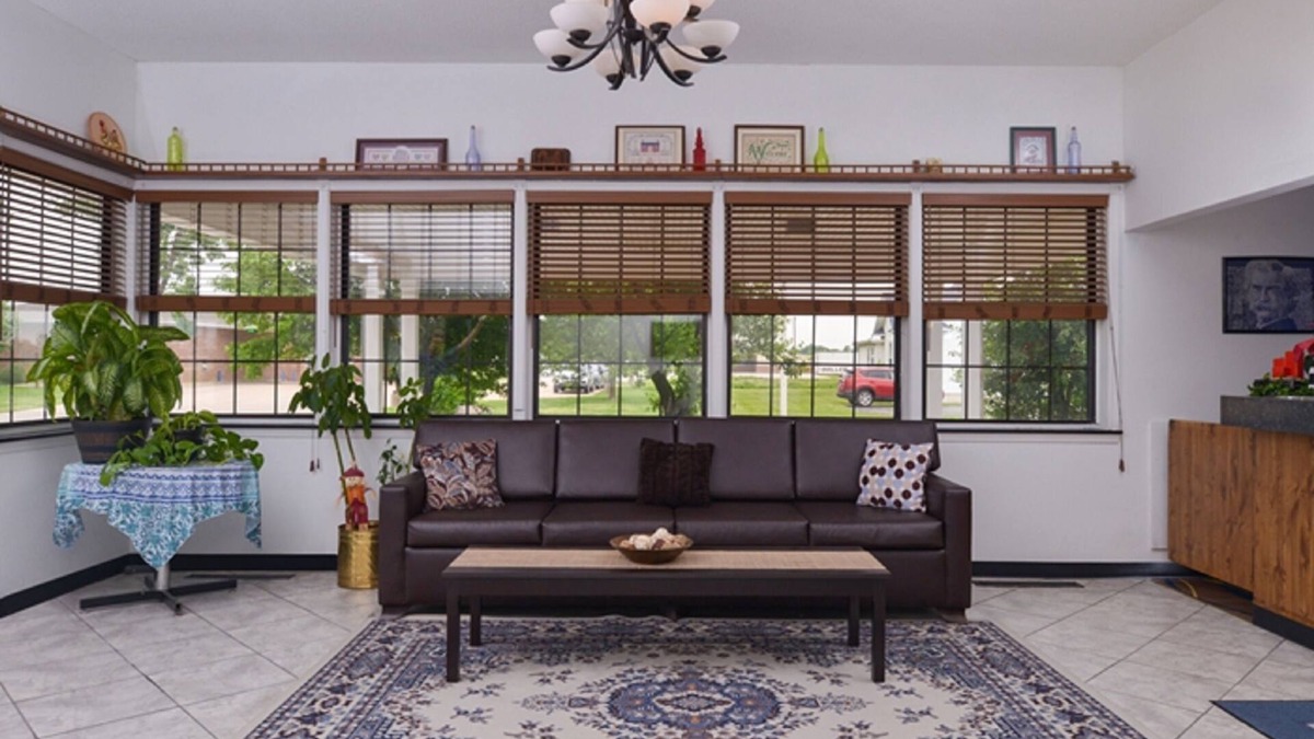 Monroe City Hotel | FairBridge Inn Express, Monroe City