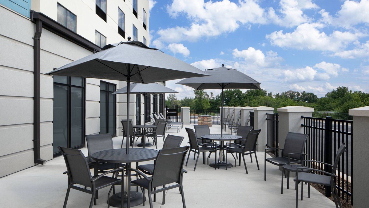 Whitsett Hotel | Fairfield by Marriott Inn & Suites Whitsett Greensboro East