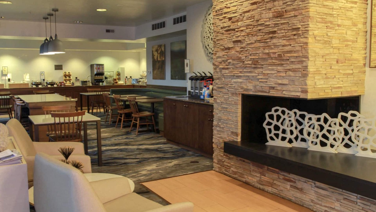 Kalamazoo Hotel | Fairfield by Marriott Kalamazoo West