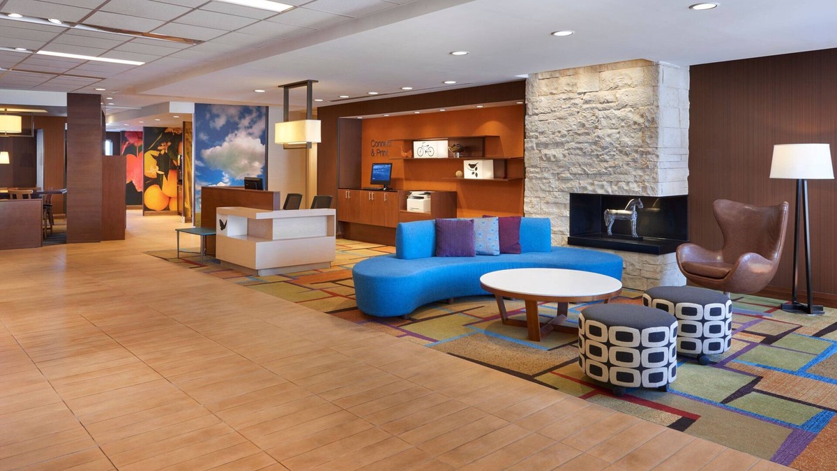 Barrie Hotel | Fairfield Inn & Suites by Marriott Barrie
