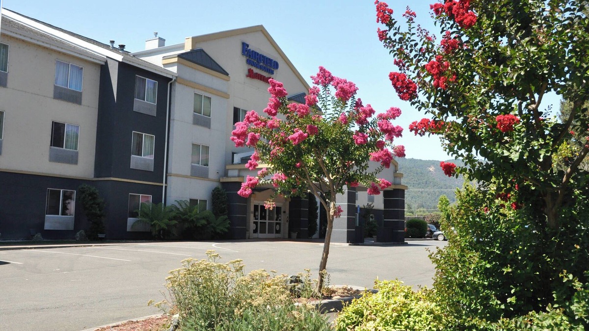 Ukiah Hotel | Fairfield Inn & Suites by Marriott Ukiah - Mendocino County