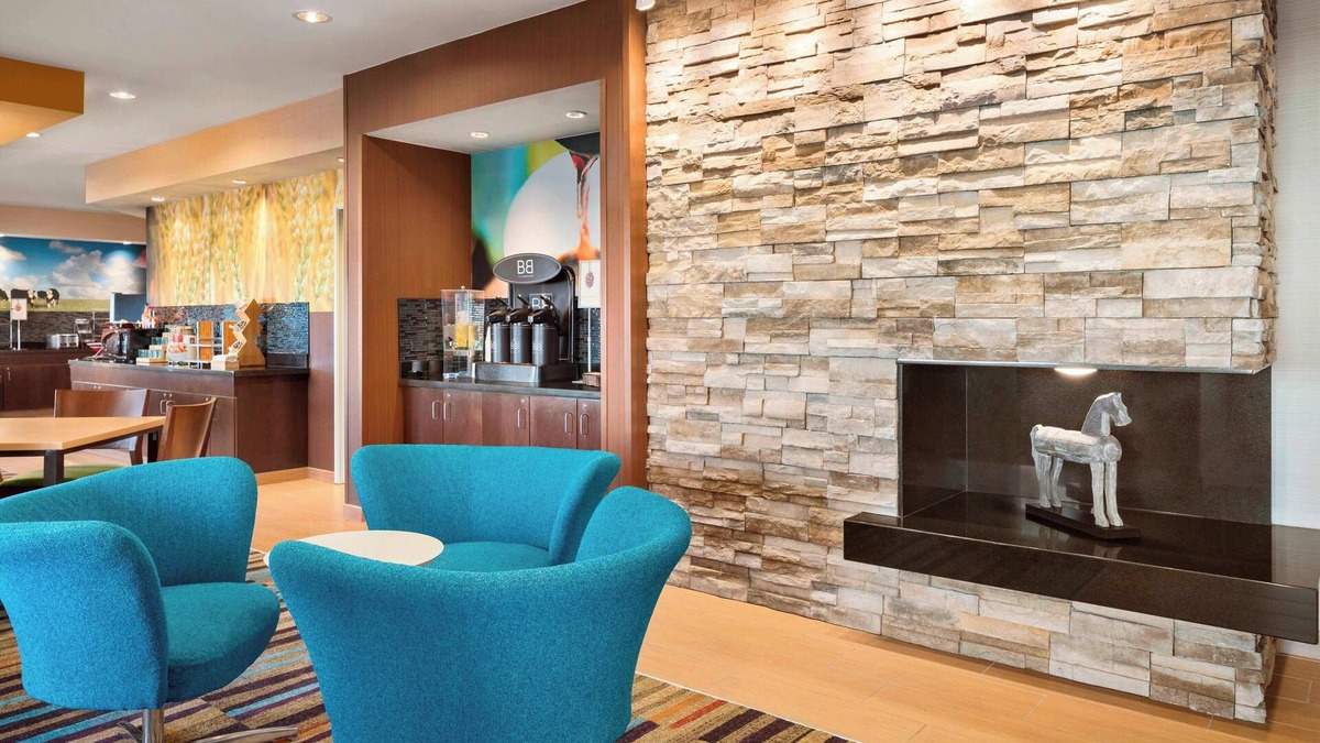 Lima Hotel | Fairfield Inn & Suites by Marriott Lima
