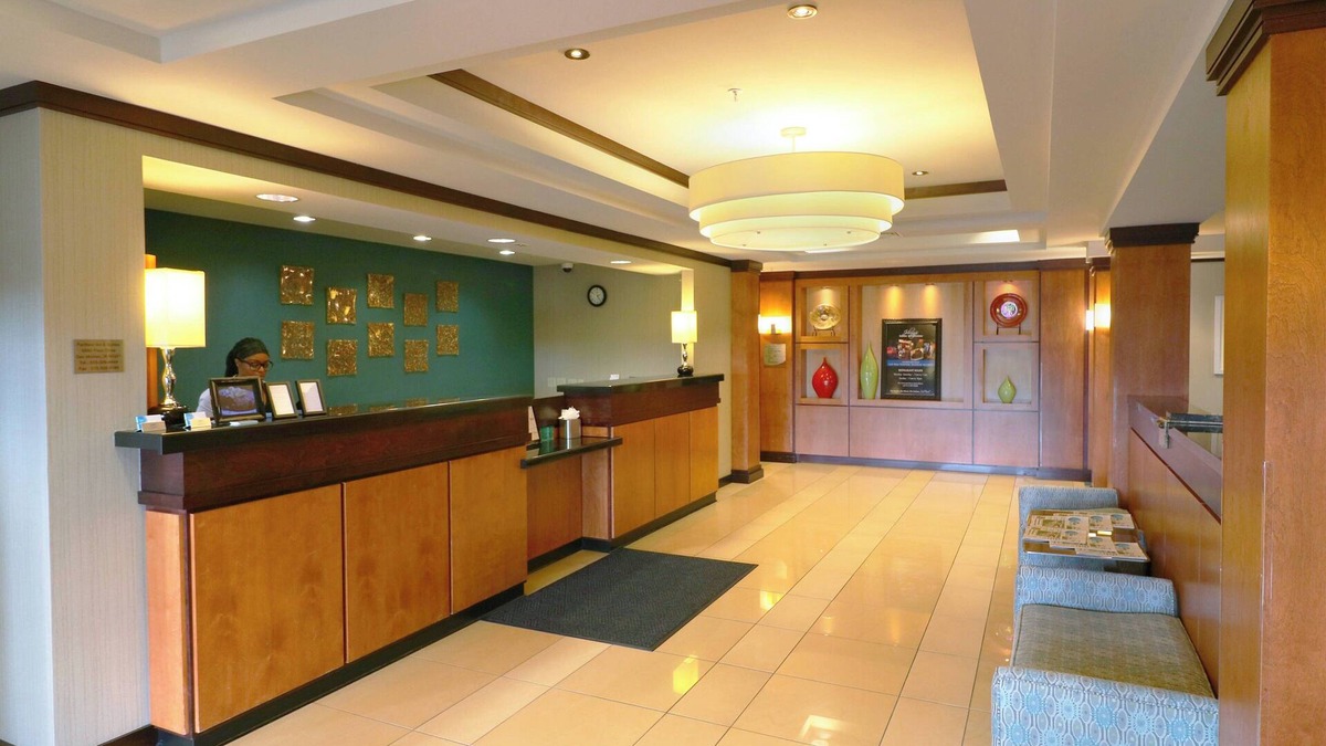 Des Moines Hotel | Fairfield Inn & Suites by Marriott Des Moines Airport