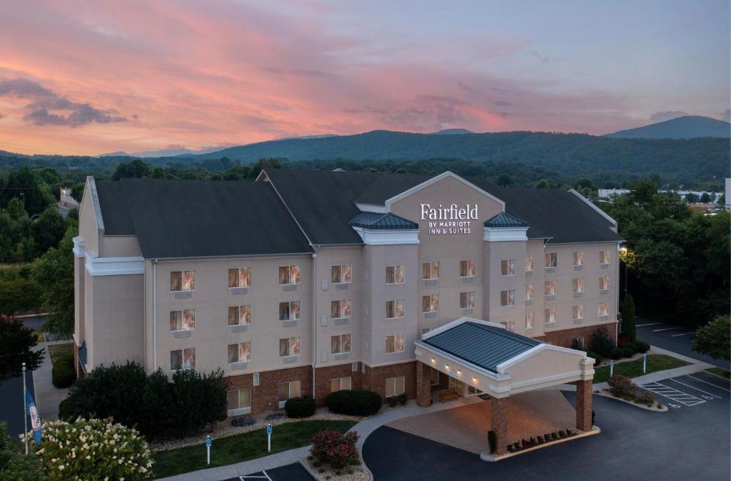 Hollins Hotel | Fairfield Inn & Suites Roanoke Hollins/I-81