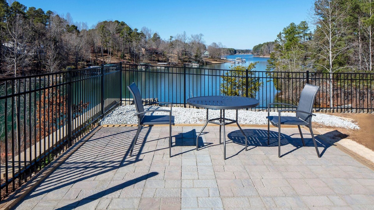 Normandy Shores Hotel | Fairfield Inn & Suites Seneca Clemson Univ Area
