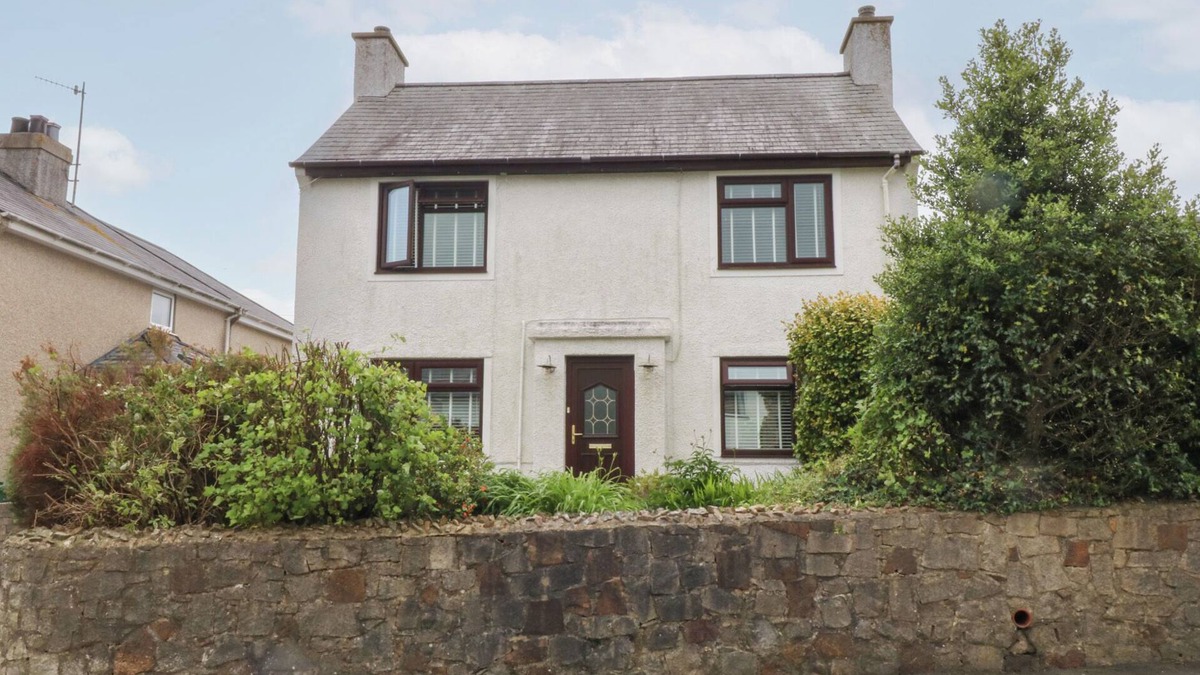 Llanbedrog House | FAIRFIELD, pet friendly, with a garden in Llanbedrog