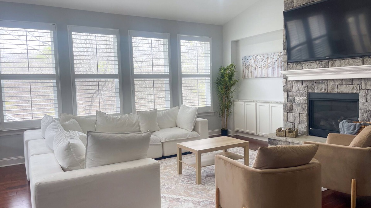 Fairview House | Fairview retreat: Spacious, scenic, sleeps twelve. Thirty miles from Nashville.