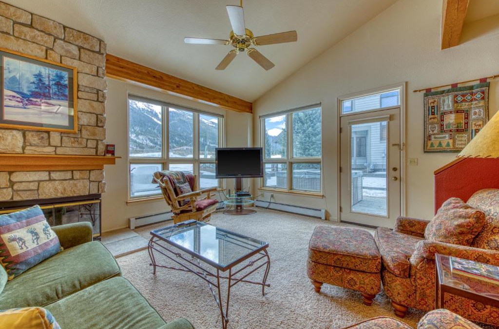 East Village at Copper House | Fairway Getaway