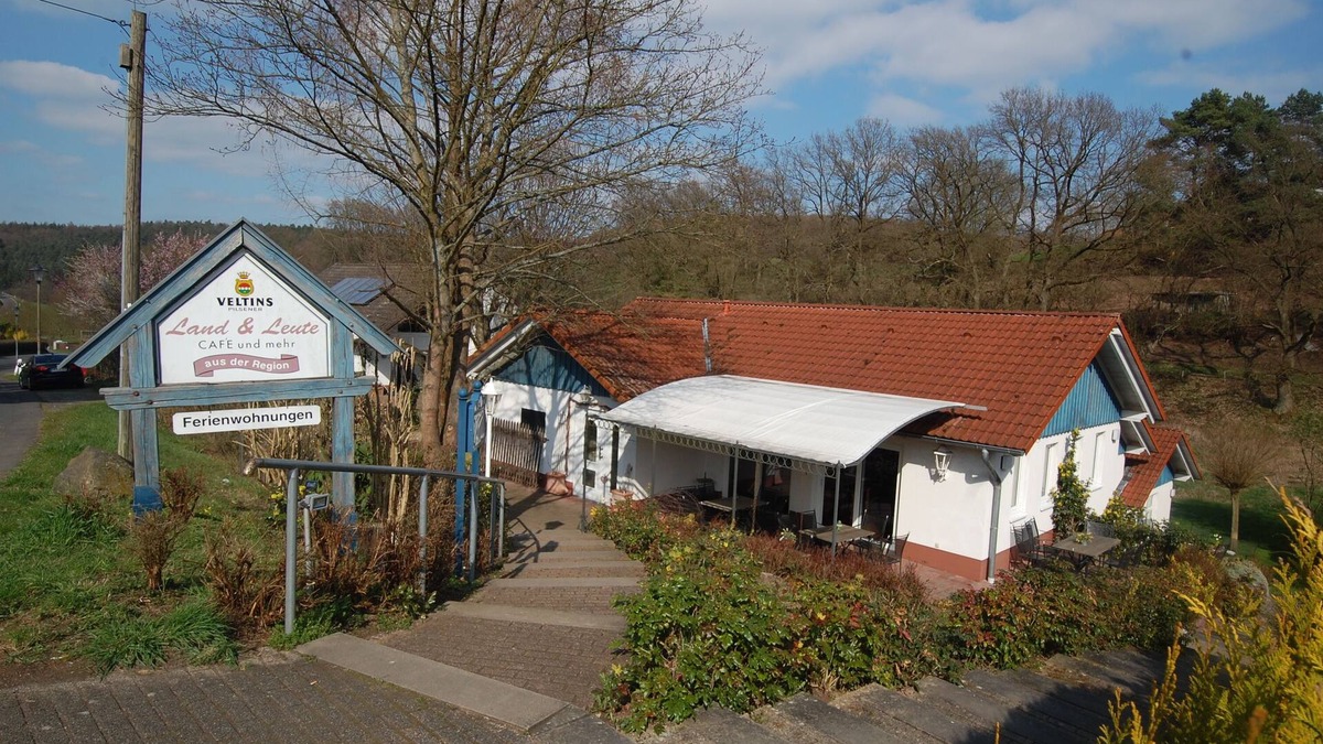 Rothhelmshausen Apartment | Fairytale days with Meinecard plus in the home of the Brothers Grimm