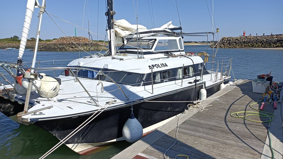 Noirmoutier Island Boat Rental | "Falbala Experience liveaboard catamaran