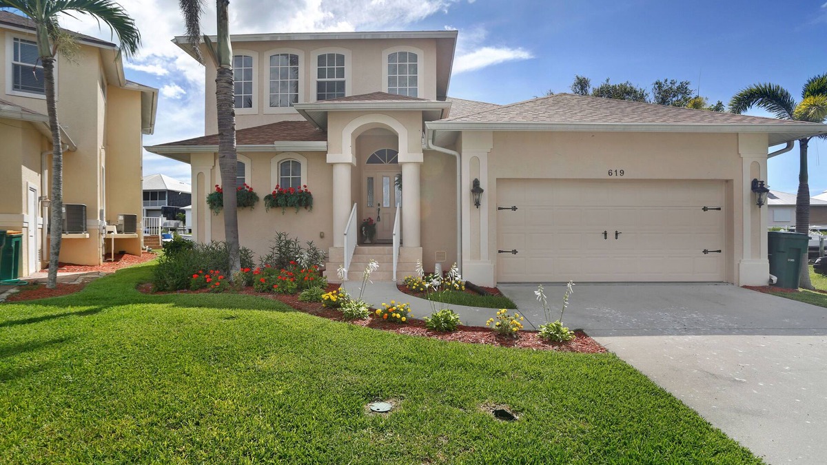 Goodland House | Fall 2023 DISCOUNTS! Quiet fishing village, close to Naples or Marco Island!