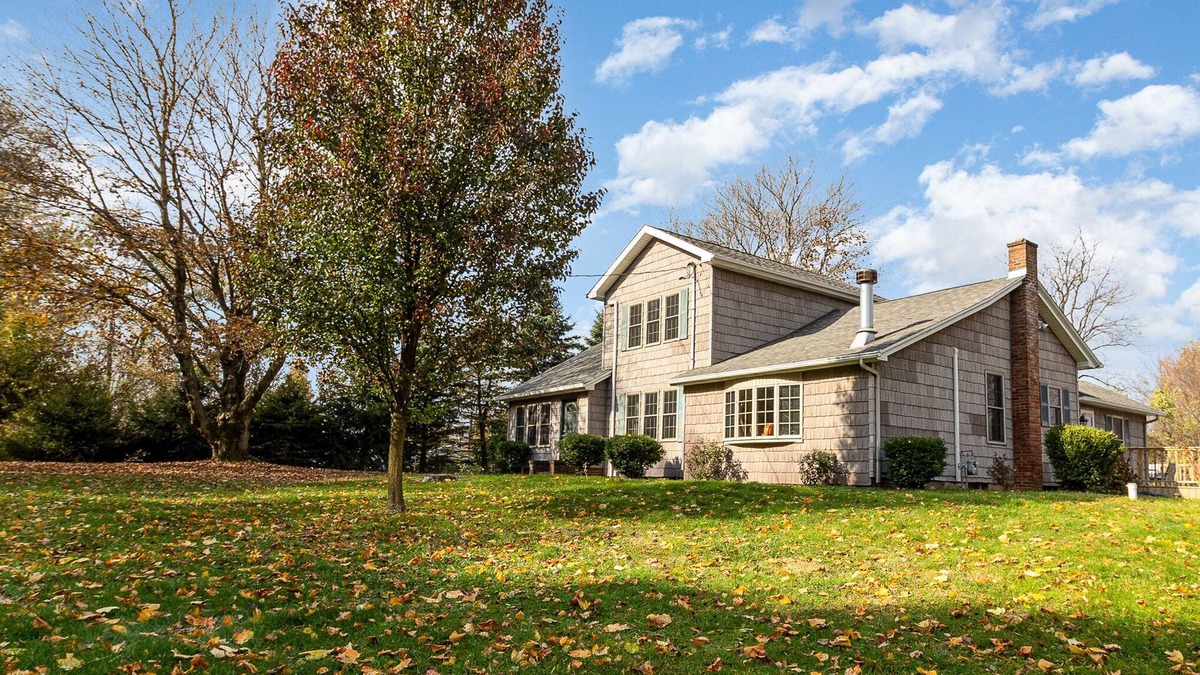 Wheeler Other | Fall color/holiday Historic 40 A Farm Llama encounters, chef service near Lake