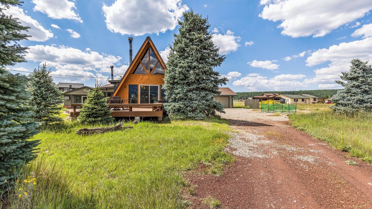 Baderville Cabin | Fall Colors R Coming! | Enjoy our Local Discounts