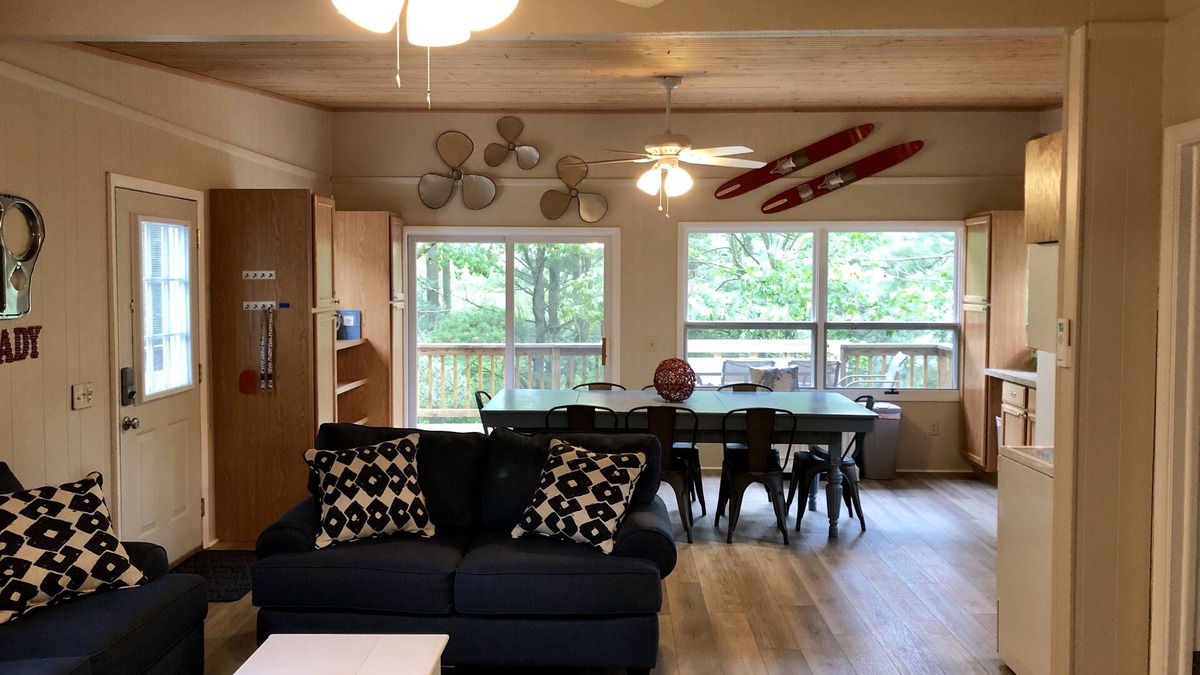 Silver Lake Cottage | 🍂🍁 Fall dates available! 2026 dates available as well!