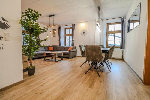 Muelheim Apartment | Familien Aktiv Oase an der Mosel, nähe Bernkastel, Zentrale Ausgangslage ,120 qm, Frühstücksservice