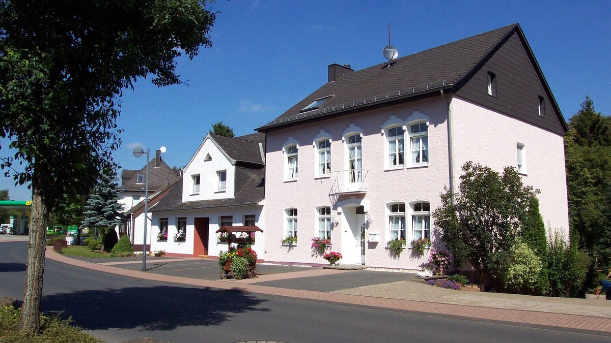 Stadtkyll Apartment | Families, groups, cycling, biking, hiking, vacation with dog, short vacation, Kyllradweg,