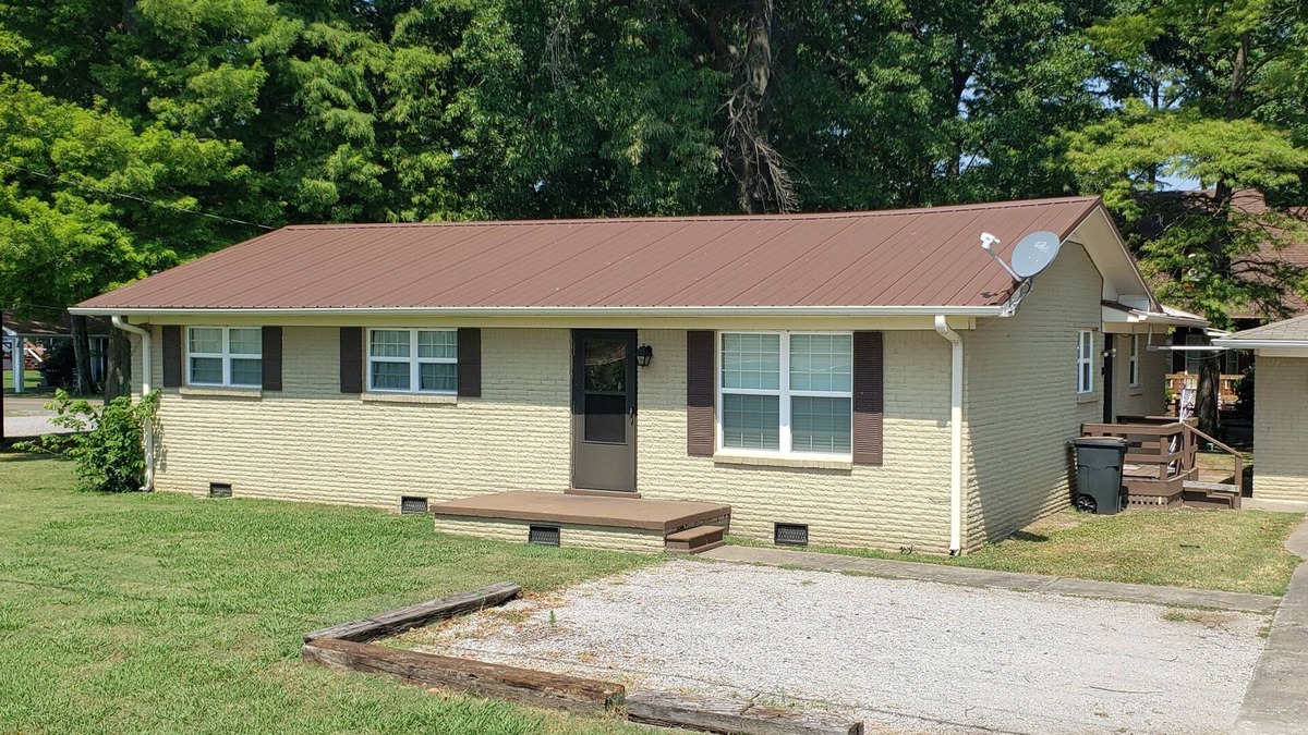 Hornbeak House | Family and Friends Retreat at Reelfoot Lake.
