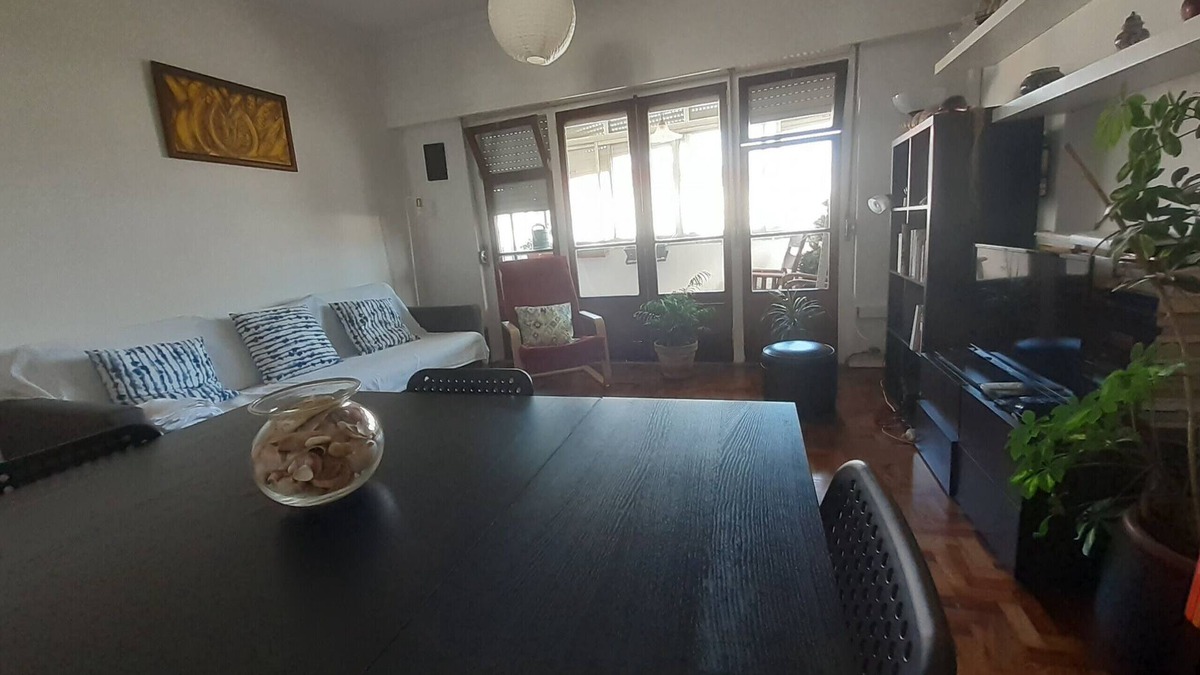 Sao Domingos de Benfica Apartment | Family Apartment near Metro and Shopping. Pet Friendly!