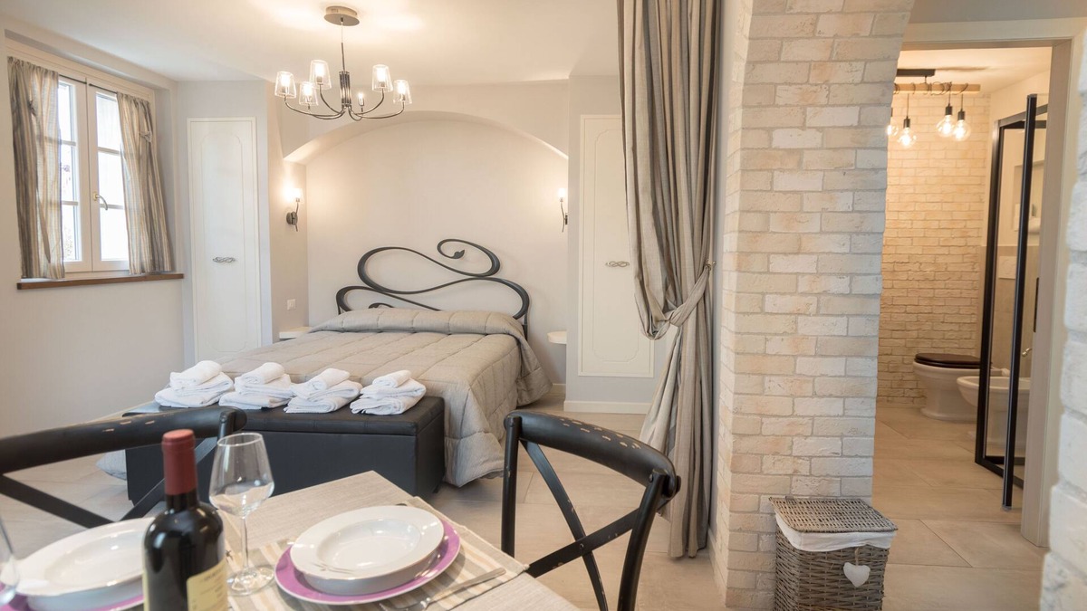 Rivotorto Apartment | Family apartment with swimming pool and spa in Assisi
