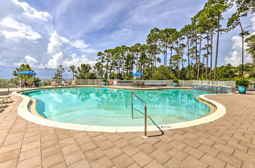 Panacea House | Family Beach Getaway in St Teresa Bike to Ocean!