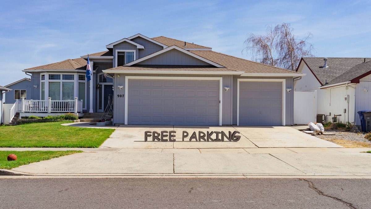 Spokane House | Family & Business: Fairchild AFB & Spokane Airport, #Golf, Casino, and Free WIFI