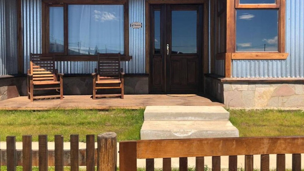 Macrozona Meseta Cerro Calafate Cabin | Family Cabin, Comfortable and cozy!